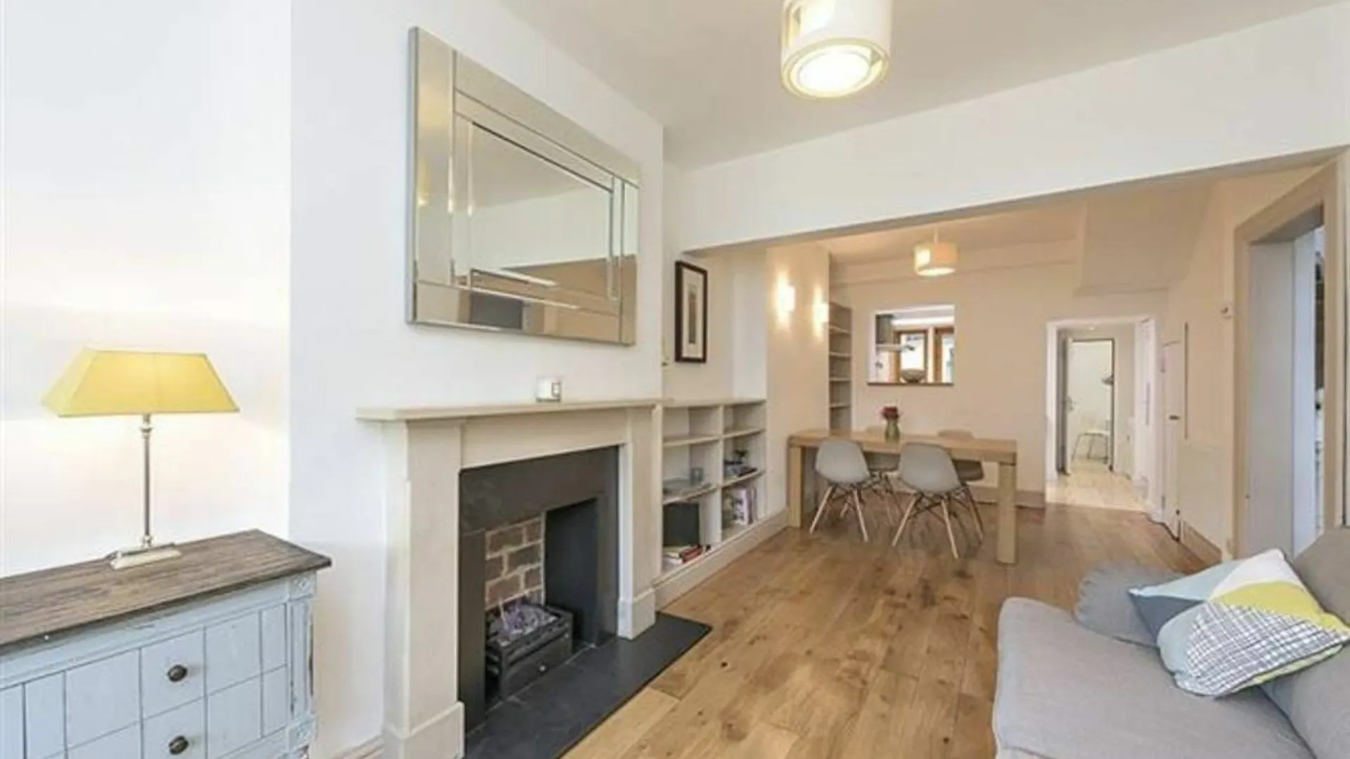 Cosy 2 Bedroom House In Dublin 4 0*,  Ιρλανδία